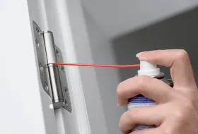 Kapı Gıcırtısı Nasıl Geçer?