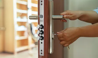 Security Tips How Many Times Should the Door be Locked